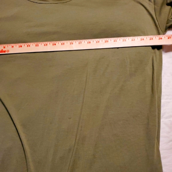 LULAROE IRMA - Picture 6 of 7